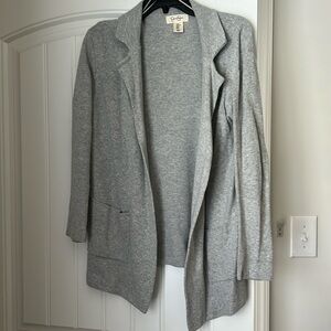 Jessica Simpson grey long cardigan with collar